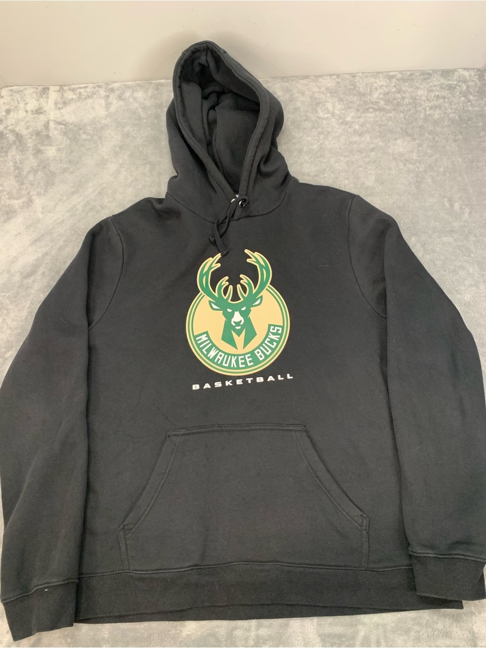 NBA Milwaukee Bucks Black Hoodie with Green and Cream Logor size XL